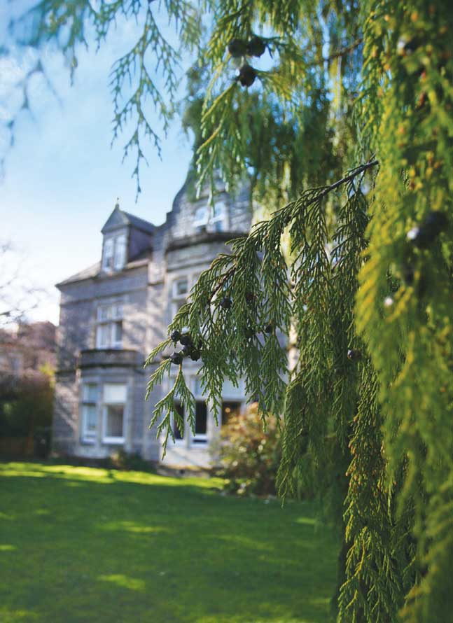 elegant-victorian-home